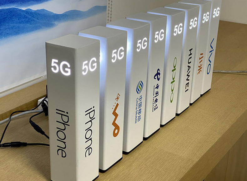 5G桌面立牌